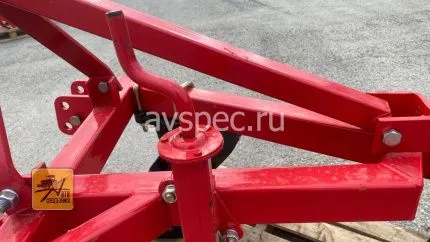 Плуг корпусный 1l-230