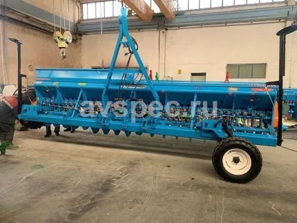 Сеялка Бозкурт ВТМ-36-2-150  для семян и удобрений